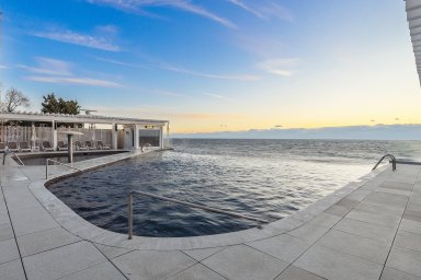 Лучезарный 211 18